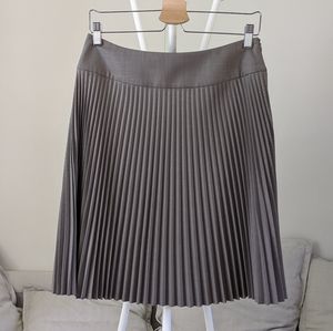 Calvin Klein pleated skirt 6P